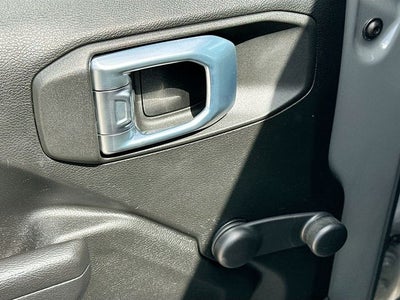 2023 Jeep Wrangler Willys 3.6 V6