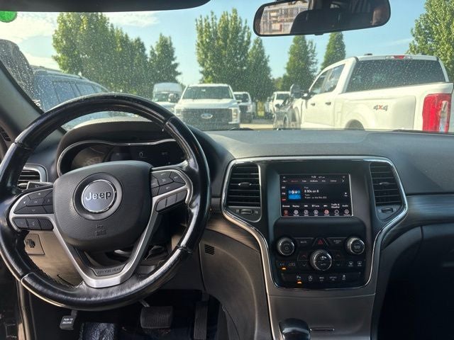 2020 Jeep Grand Cherokee Laredo E 3.6 V6