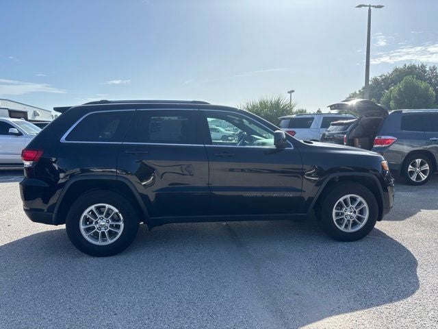 2020 Jeep Grand Cherokee Laredo E 3.6 V6