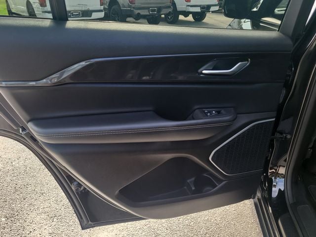 2021 Jeep Grand Cherokee L Altitude 3.6 V6