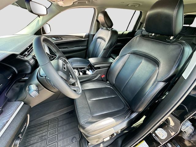 2023 Jeep Grand Cherokee L Limited 3.6 V-6