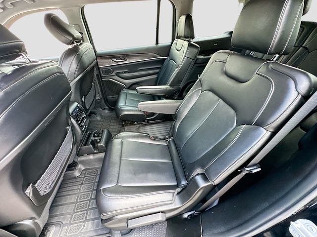 2023 Jeep Grand Cherokee L Limited 3.6 V-6