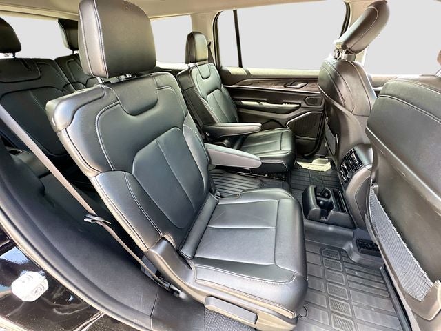 2023 Jeep Grand Cherokee L Limited 3.6 V-6