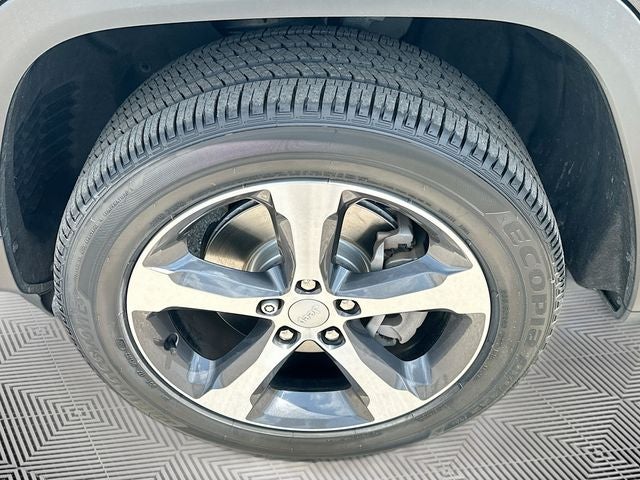 2023 Jeep Grand Cherokee L Limited 3.6 V-6