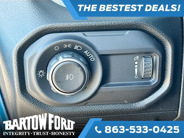 2025 Jeep Wrangler Willys 3.6 V6