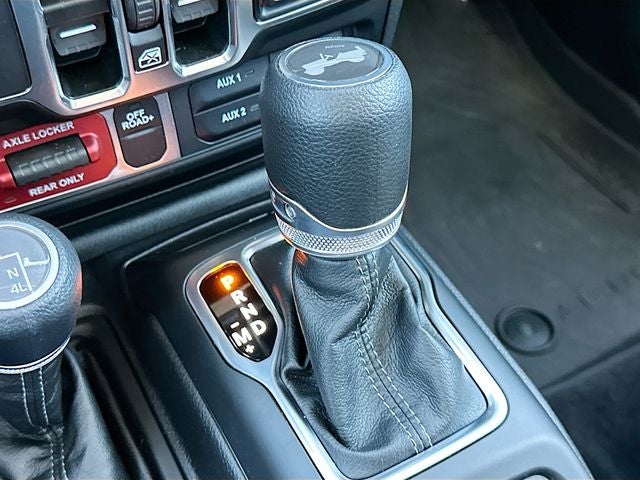 2025 Jeep Wrangler Willys 3.6 V6