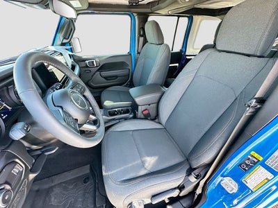 2025 Jeep Wrangler Willys 3.6 V6