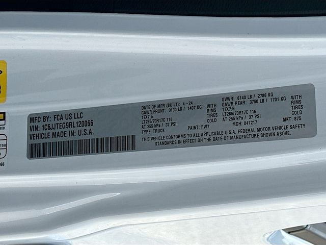 2024 Jeep Gladiator Mojave X PACKAGE