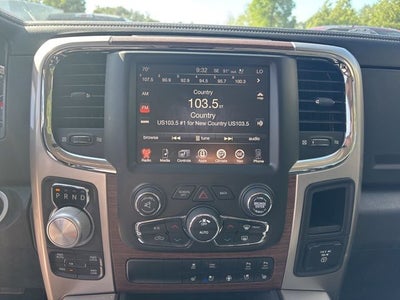 2017 RAM 1500 Laramie 5.7 HEMI V8