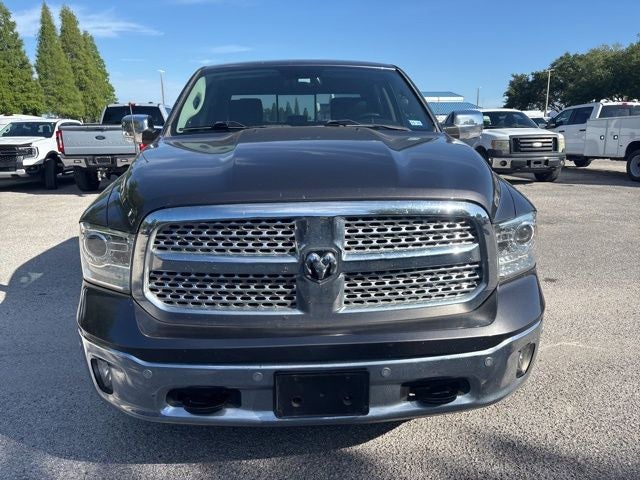 2017 RAM 1500 Laramie 5.7 HEMI V8