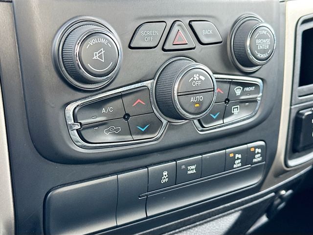 2019 RAM 1500 Classic Big Horn 5.7 V8 HEMI