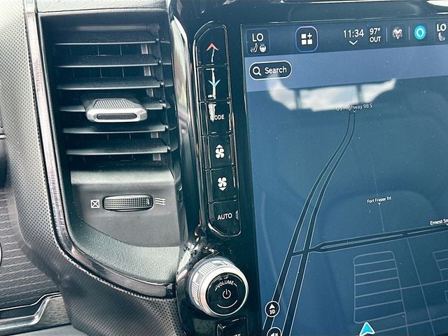 2022 RAM 1500 Limited 5.7 HEMI V-8