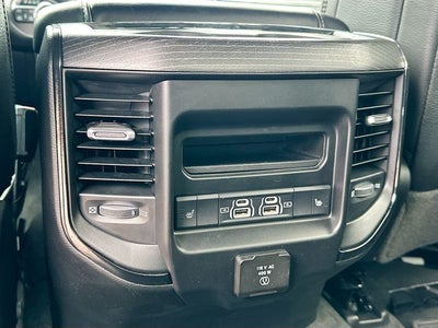 2022 RAM 1500 Limited 5.7 HEMI V-8