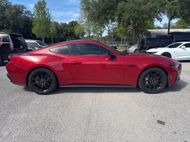 2024 Ford Mustang GT Premium 5.0 V-8