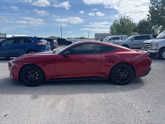 2024 Ford Mustang GT Premium 5.0 V-8