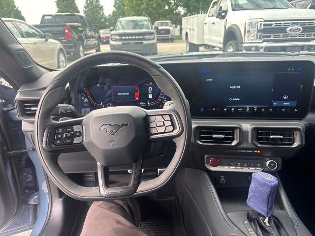 2025 Ford Mustang Dark Horse