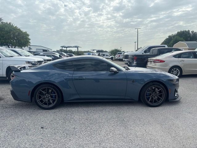 2025 Ford Mustang Dark Horse