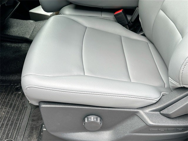 2025 Ford F-450SD XL 2WD CREW CAB DRW