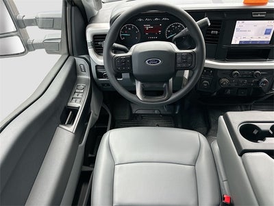 2025 Ford F-450SD XL 2WD CREW CAB DRW