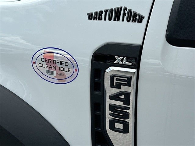 2025 Ford F-450SD XL 2WD CREW CAB DRW