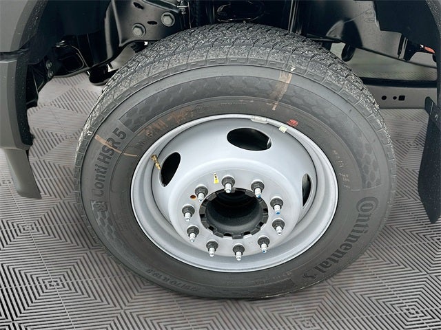 2025 Ford F-450SD XL 2WD CREW CAB DRW