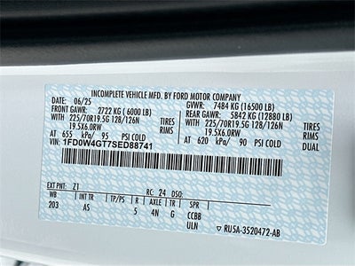 2025 Ford F-450SD XL 2WD CREW CAB DRW