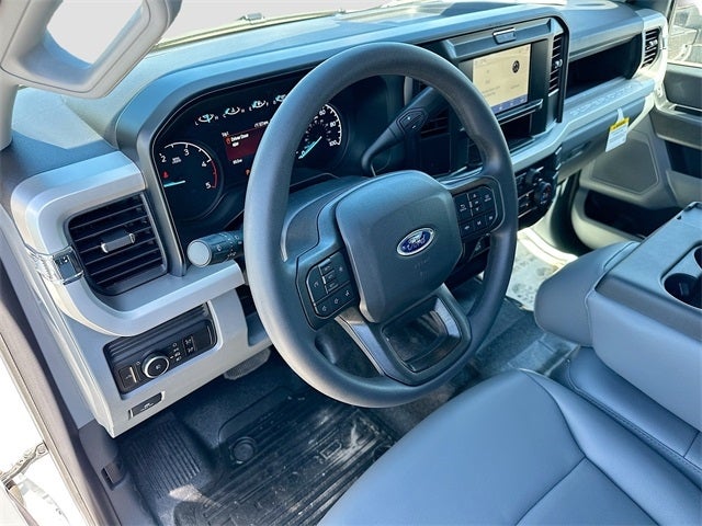 2025 Ford F-450SD XL KNAPHEIDE 11' GOOSENECK DRW