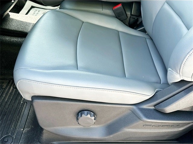 2025 Ford F-550SD XL KNAPHEIDE 11' GOOSENECK DRW