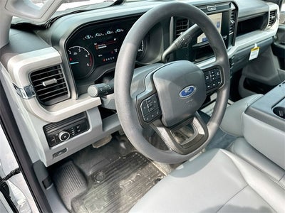 2025 Ford F-550SD XL KNAPHEIDE 11' GOOSENECK DRW