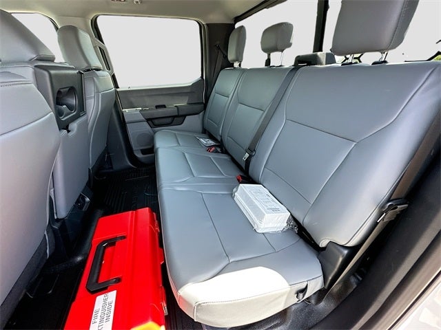 2025 Ford F-550SD XL KNAPHEIDE 11' GOOSENECK DRW