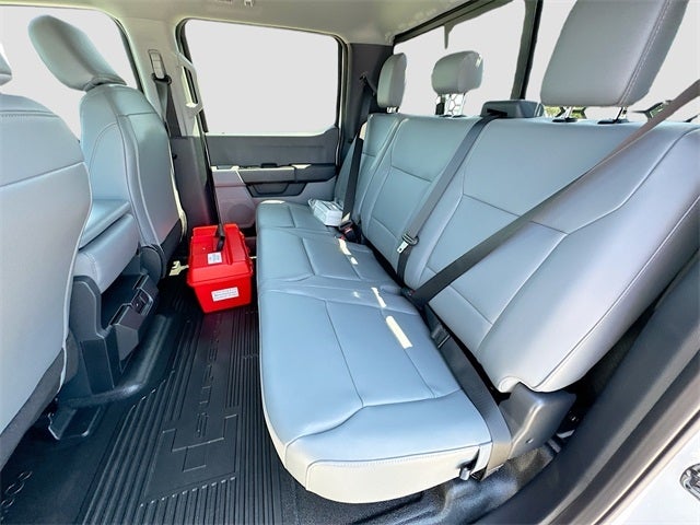 2025 Ford F-550SD XL KNAPHEIDE 11' GOOSENECK DRW