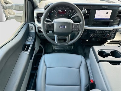 2025 Ford F-550SD KNAPHEIDE 11' GOOSENECK DRW