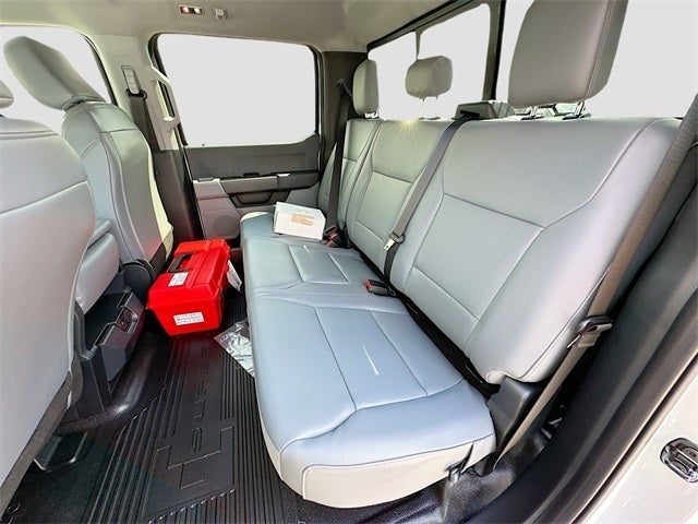 2025 Ford F-550SD KNAPHEIDE 11' GOOSENECK DRW