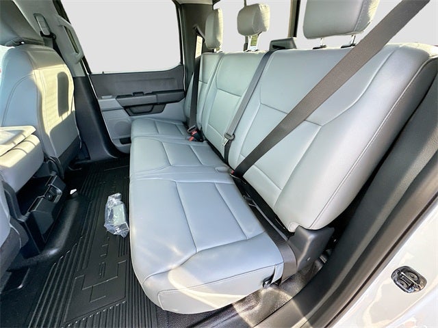 2026 Ford F-350SD XL 4WD DRW CREW CAB