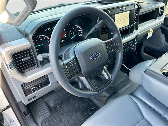 2026 Ford F-350SD XL 4WD DRW CREW CAB