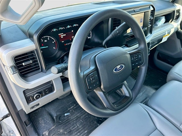 2026 Ford F-350SD XL KNAPHEIDE 9' GOOSENECK