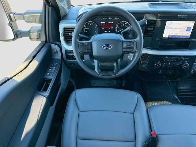 2026 Ford F-350SD 4WD CREW CAB DRW