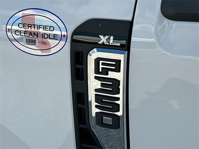 2026 Ford F-350SD XL KNAPHEIDE 9' GOOSENECK