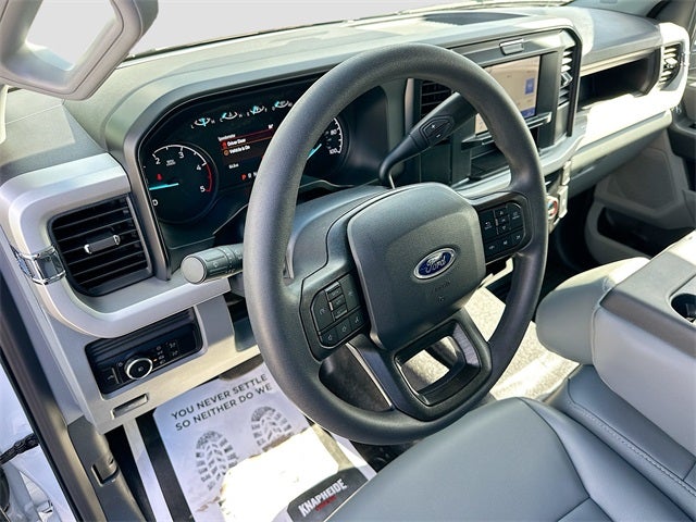 2026 Ford F-350SD XL KNAPHEIDE 9' GOOSENECK