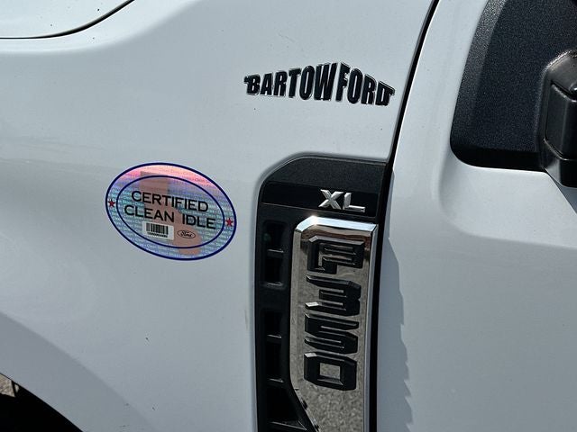 2026 Ford F-350SD XL KNAPHEIDE GOOSENECK