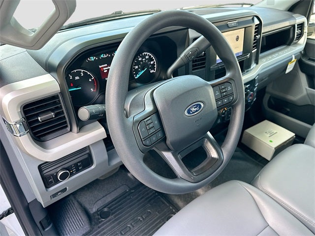 2026 Ford F-600SD XL