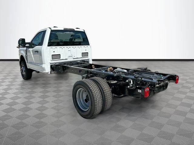 2026 Ford F-350SD XL DRW 4WD REG CAB