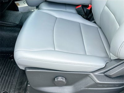 2025 Ford F-550SD DRW 4WD CREW CAB DRW