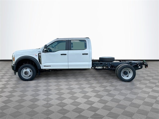 2025 Ford F-550SD DRW 4WD CREW CAB DRW