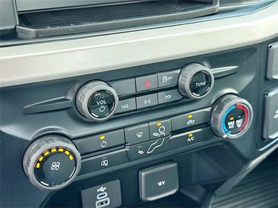 2025 Ford F-550SD DRW 4WD CREW CAB DRW