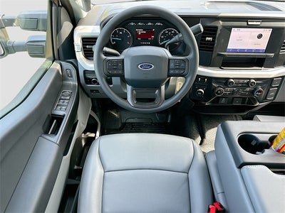 2025 Ford F-550SD DRW DRW