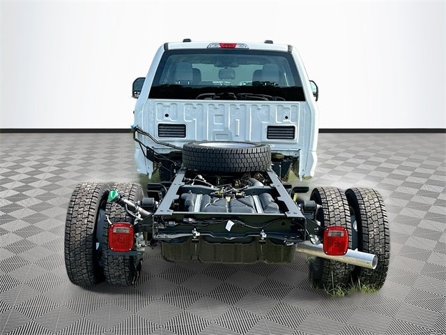 2025 Ford F-550SD DRW DRW