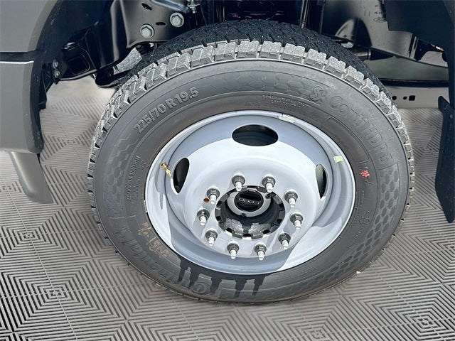2025 Ford F-550SD XL DRW