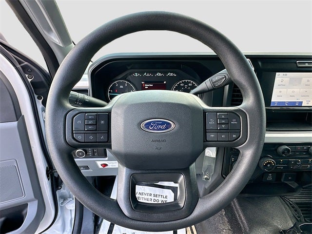 2025 Ford F-550SD XL KNAPHEIDE CRANE