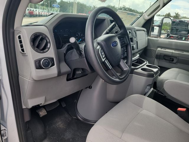 2027 Ford E-350SD Base Cutaway